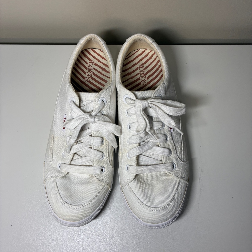 Taos Footwear White Women's Sneakers